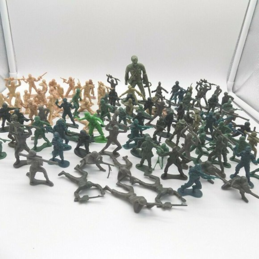 Army‎ Men / Plastics Toy Soldiers Figures
